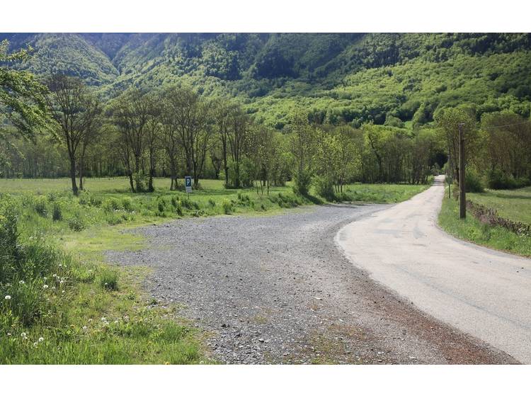 Photo 3 Aire de stationnement camping-car Valbonnais