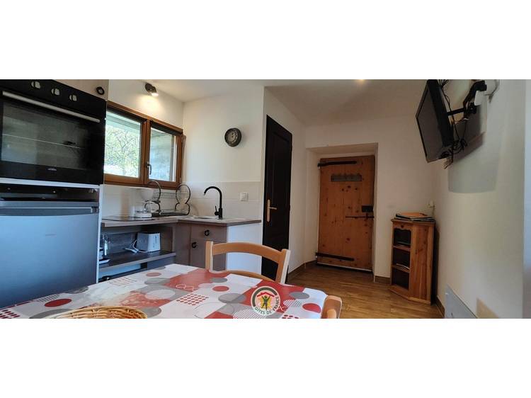 Photo 6 Le Mas du Lac - Le Pigeonnier - 4 to 6 people.