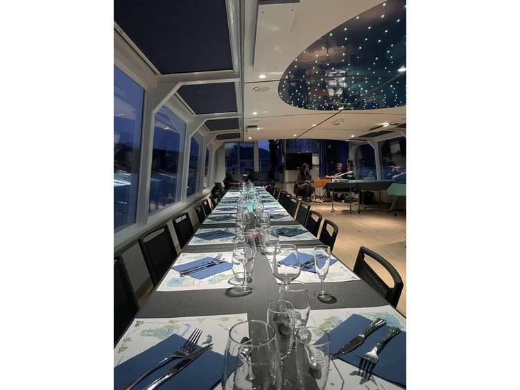 Photo 3 Croisières apéritives sur le bateau La MIRA