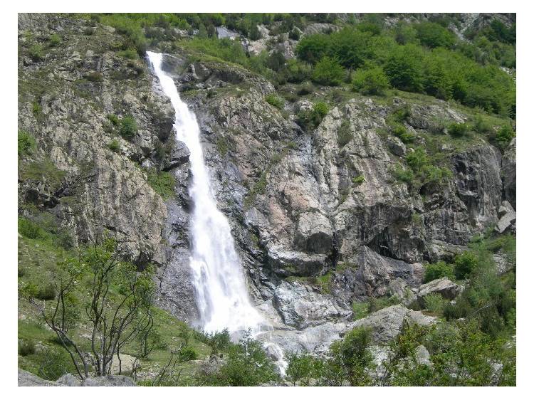 Photo 1 Balade pédestre  le long du  canal des Charmettes